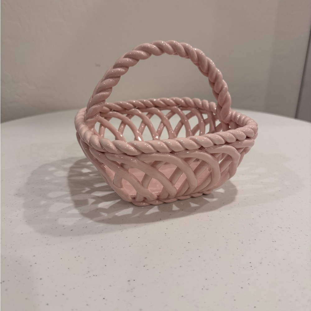 Grace Teaware Hand-Woven Small Basket — Fine Porcelain — Pink — 6”